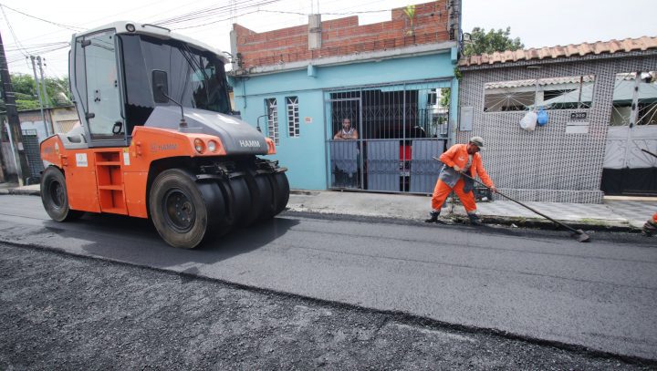 Prefeitura de Manaus avança nas obras do programa ‘Asfalta Manaus’ no bairro Santa Etelvina