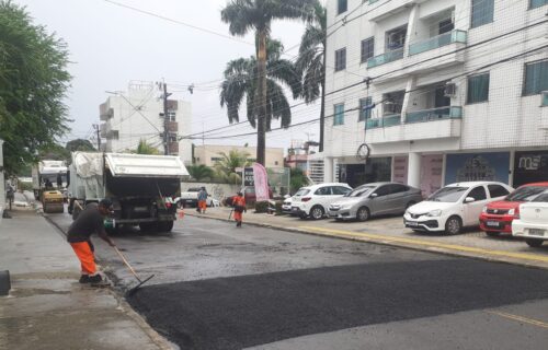 Prefeitura de Manaus avança com recuperação asfáltica e entrega oito ruas recuperadas na zona Sul