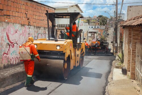 Prefeitura intensifica trabalhos do ‘Asfalta Manaus’ no bairro Vila da Prata