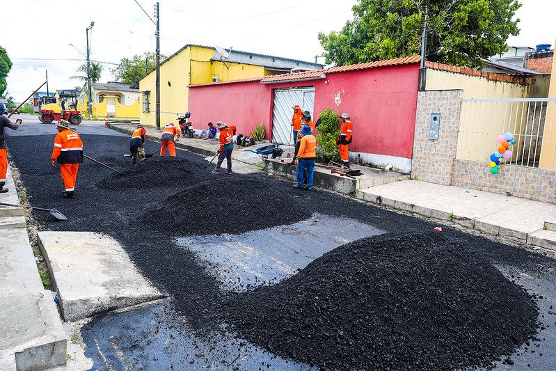 asfalto de via secundária foi recuperado pela prefeitura