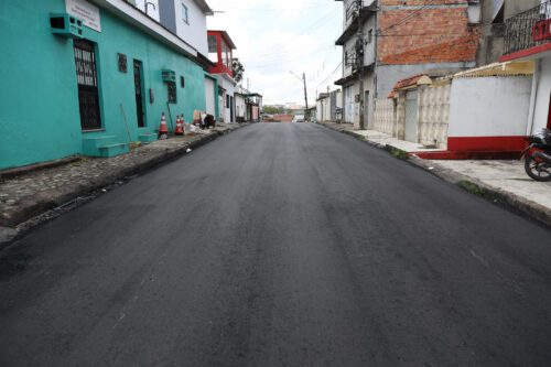 Programa ‘Asfalta Manaus’ da prefeitura entrega mais vias recapeadas aos moradores do bairro Alvorada