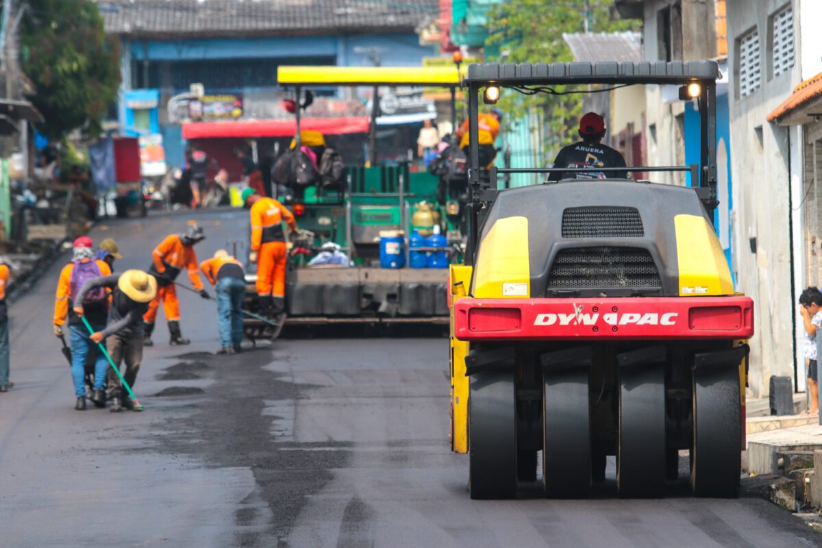 Prefeitura de Manaus beneficia novas ruas do bairro São José com o programa Asfalta Manaus