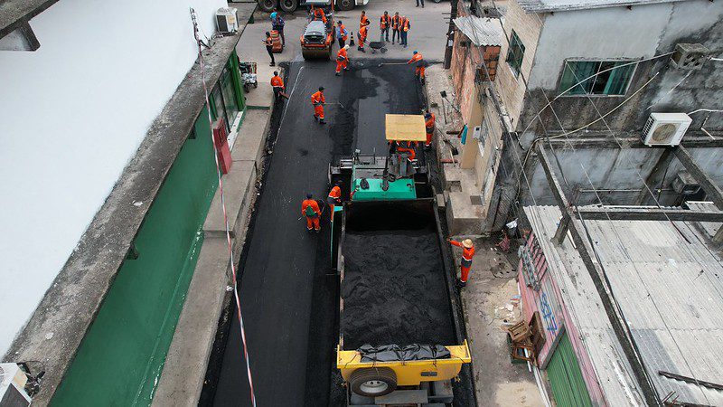 Prefeitura intensifica serviços na comunidade União da Vitória com o programa ‘Asfalta Manaus’