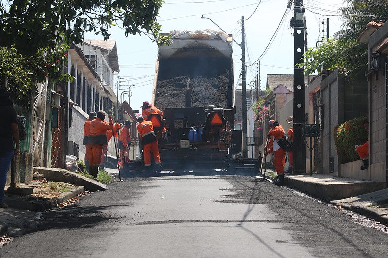 Prefeitura de Manaus conclui mais ruas no bairro Japiim por meio do programa ‘Asfalta Manaus