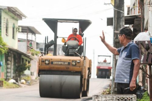 Prefeitura de Manaus leva infraestrutura para a avenida Praia da Ponta Negra, na comunidade Parque Riachuelo