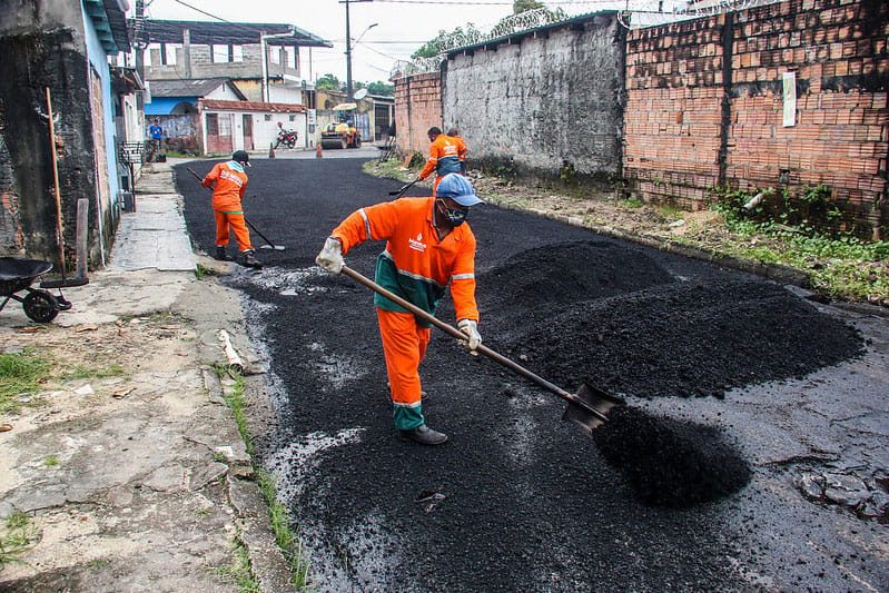 Prefeitura de Manaus realiza os serviços de recuperação asfáltica no bairro Nova Conquista