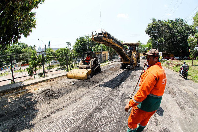 Prefeitura de Manaus recupera mais de 60 ruas no bairro Compensa