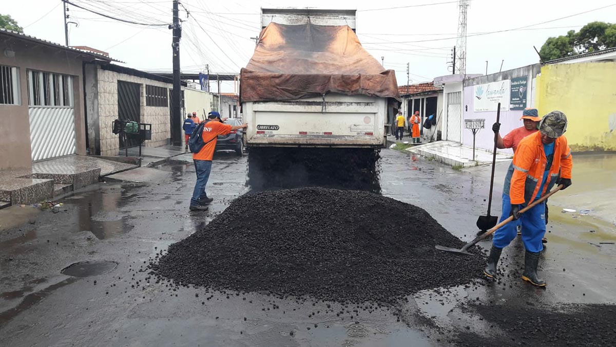 Prefeitura de Manaus avança com os serviços de recuperação asfáltica em novas ruas no bairro Petrópolis