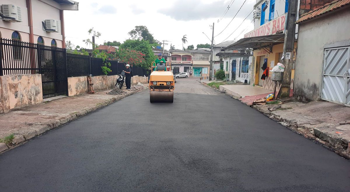 Prefeitura de Manaus inicia recapeamento em vias do conjunto Manoa