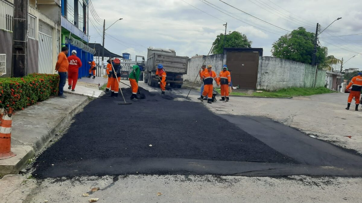 Prefeitura de Manaus recupera 300 metros de rua deteriorada no bairro Cidade Nova