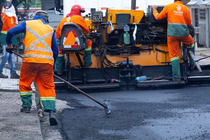 Prefeitura de Manaus intensifica serviços de recapeamento no conjunto Juruá