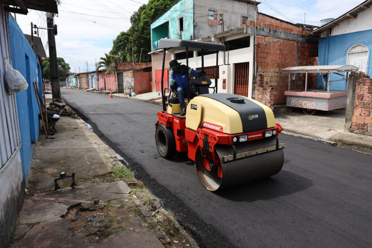 Prefeitura recupera malha viária abandonada há 15 anos na comunidade Agnus Dei