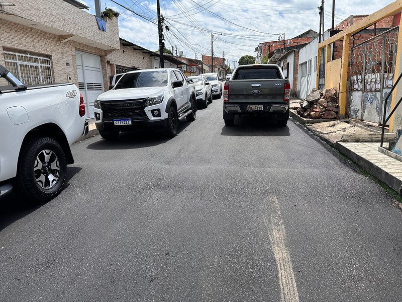 Prefeitura de Manaus fiscaliza avanço dos serviços do programa Asfalta Manaus na zona Norte