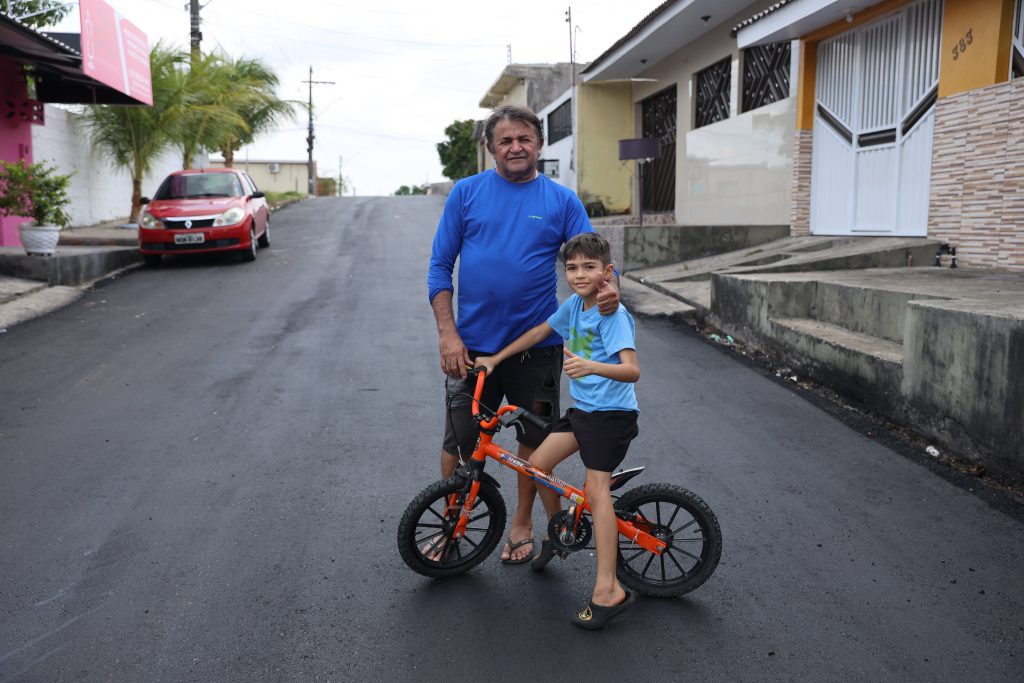 duas frentes de obras no bairro Nova Cidade