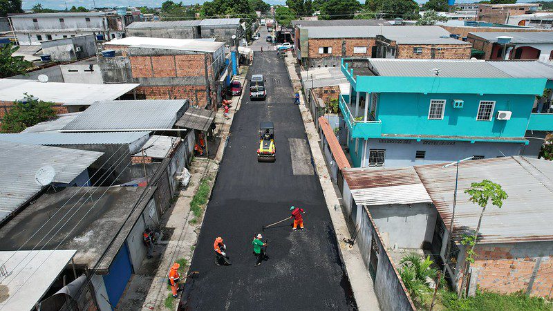 trecho do bairro Cidade de Deus que estava comprometido pelos buracos