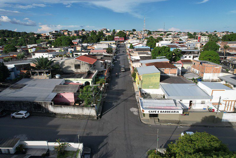 Satisfação e unanimidade entre moradores contemplados com as obras do programa Asfalta Manaus