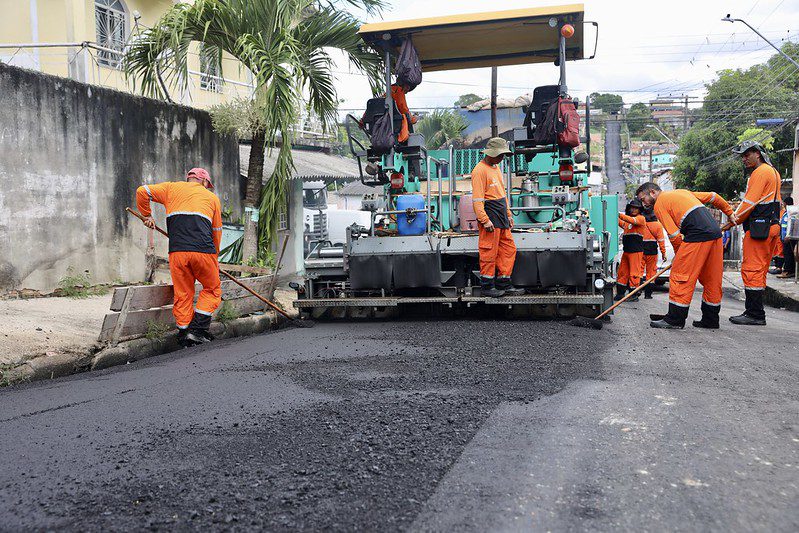 ‘Asfalta Manaus’ amplia frentes de obra e entrega ruas recapeadas na comunidade Campo Dourado